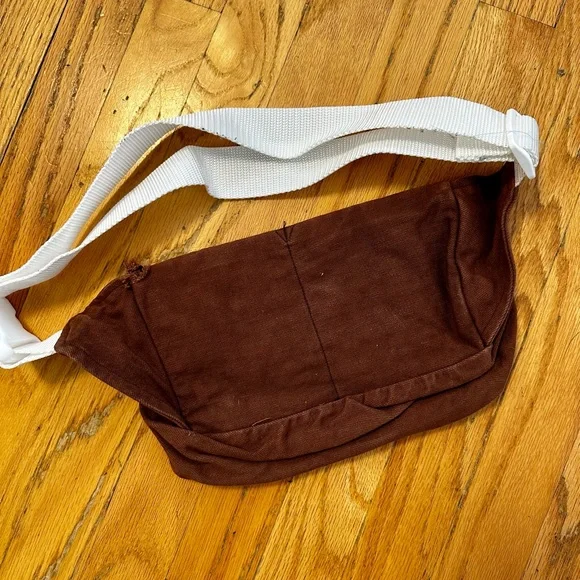 Big Bud Press Brown Fanny Pack Crossbody Bag with White Strap - Picture 3 of 4
